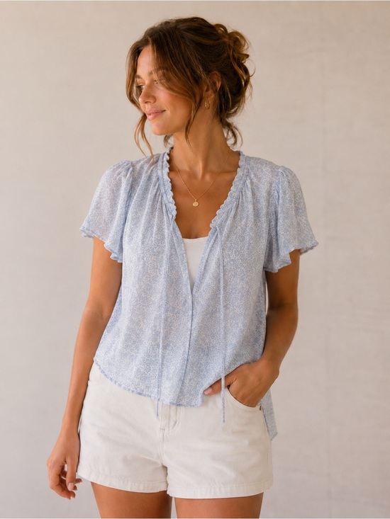 Abercrombie & Fitch Tops - Abercrombie Light Blue Floral Tie-Front Flutter Sleeve Top